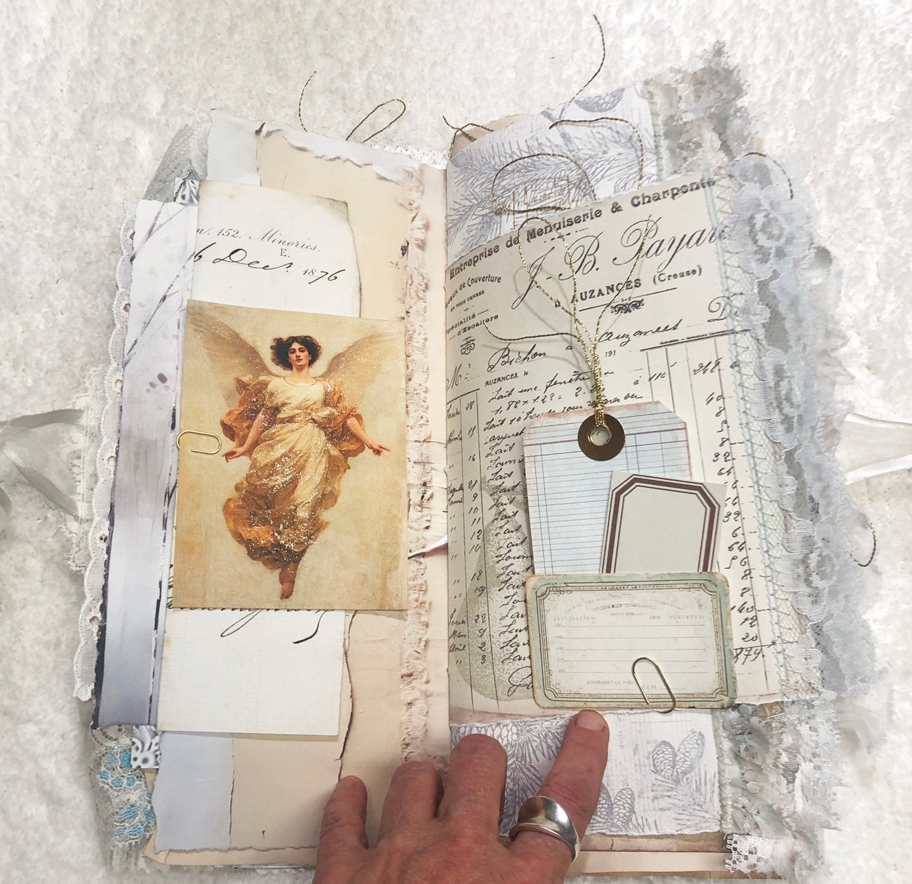 Winter Junk Journal | Glittery Green with Lace & Angels