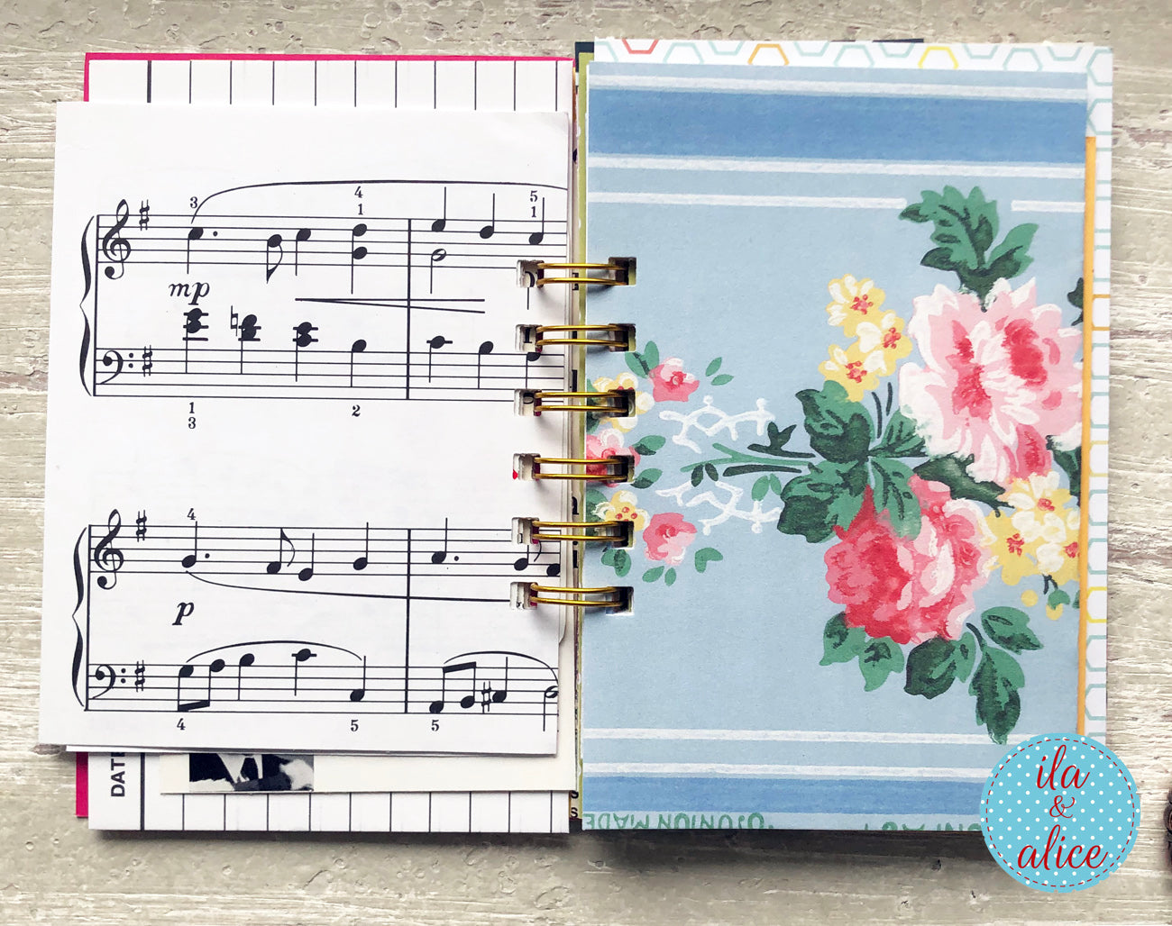 Mini Journal – Retro Ladies – Green Polka Dots